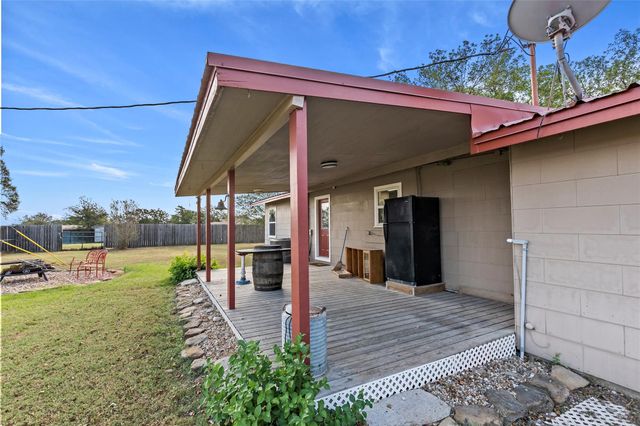 26983 County Road 115, Bedias, TX 77831