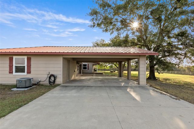 26983 County Road 115, Bedias, TX 77831