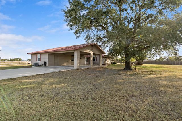 26983 County Road 115, Bedias, TX 77831