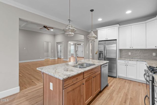 121 Freedom Trail, Chapel Hill, NC 27516