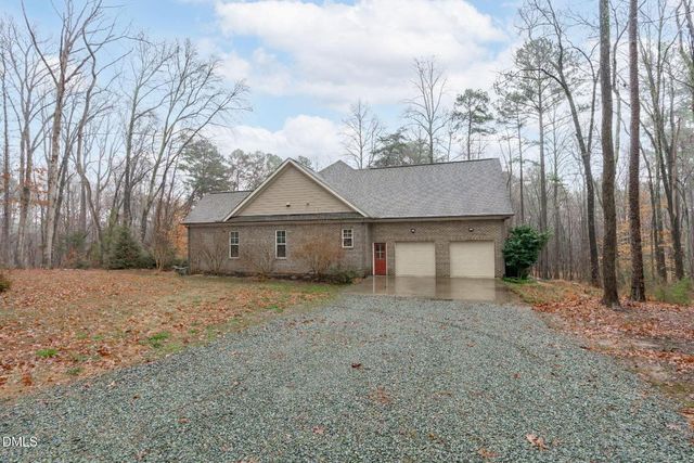 121 Freedom Trail, Chapel Hill, NC 27516