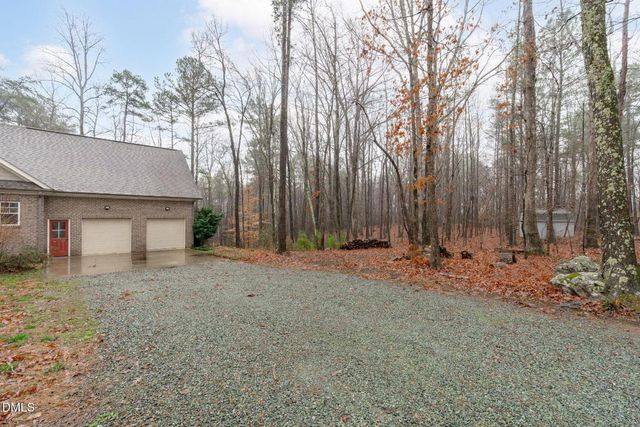 121 Freedom Trail, Chapel Hill, NC 27516