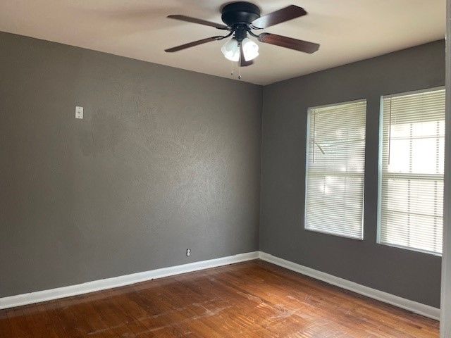 1038 Zarsky Dr, Corpus Christi, TX 78412