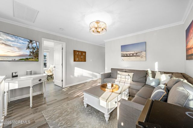 6 E 51st Street, Long Beach Twp, NJ 08008