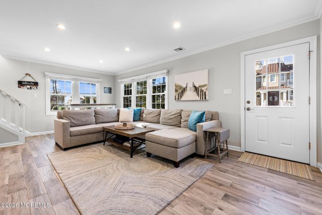 6 E 51st Street, Long Beach Twp, NJ 08008