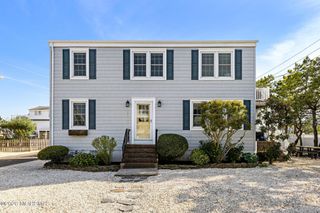 6 E 51st Street, Long Beach Twp, NJ 08008