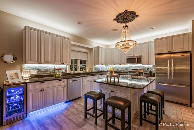 26089 W Calhoun Avenue, Antioch, IL 60002