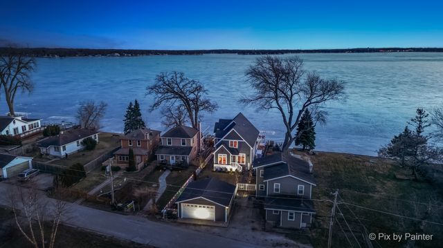 26089 W Calhoun Avenue, Antioch, IL 60002