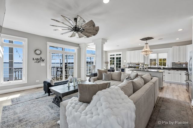 26089 W Calhoun Avenue, Antioch, IL 60002