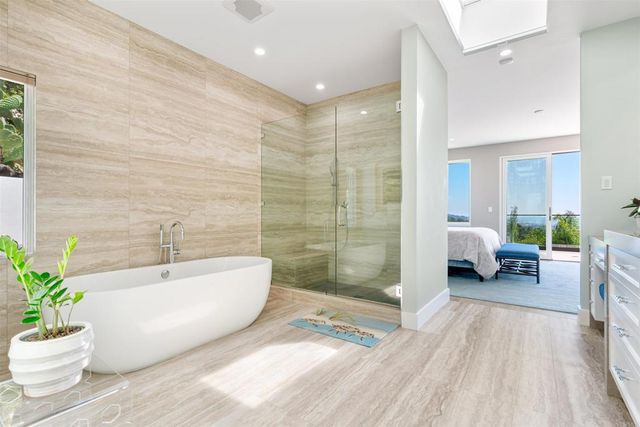 1110 Solana Drive, Del Mar, CA 92014