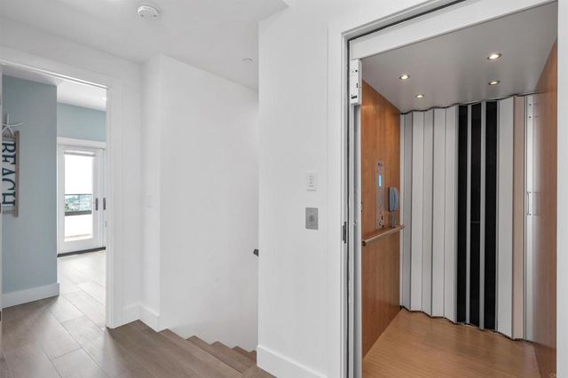 1110 Solana Drive, Del Mar, CA 92014