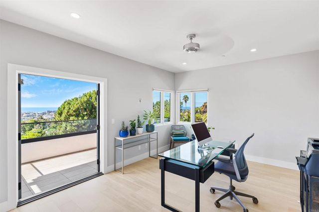 1110 Solana Drive, Del Mar, CA 92014