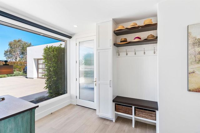 1110 Solana Drive, Del Mar, CA 92014