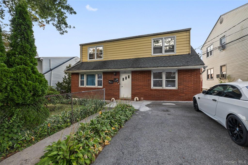 372 Sommerville Place, Yonkers, NY 10703