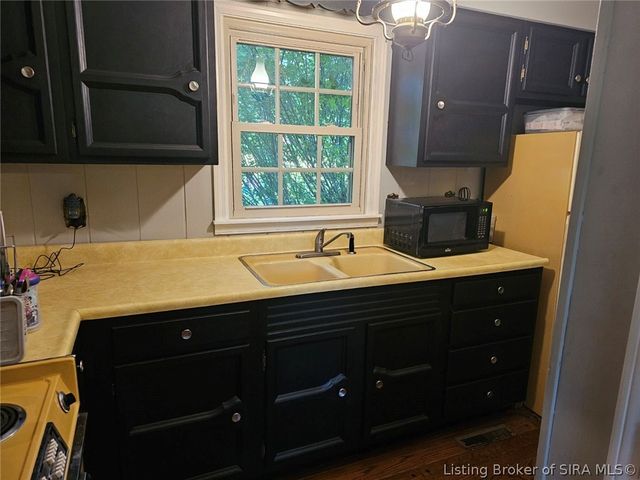 317 Meadow Lane, Madison, IN 47250