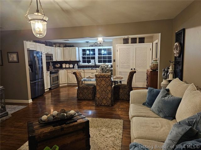 317 Meadow Lane, Madison, IN 47250