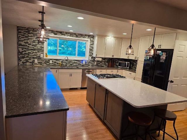 1417 E Weidman Road, Rosebush, MI 48878