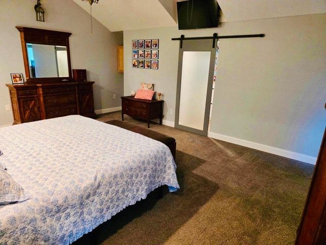 1417 E Weidman Road, Rosebush, MI 48878