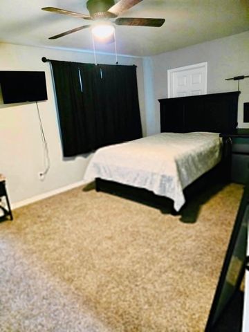 1417 E Weidman Road, Rosebush, MI 48878