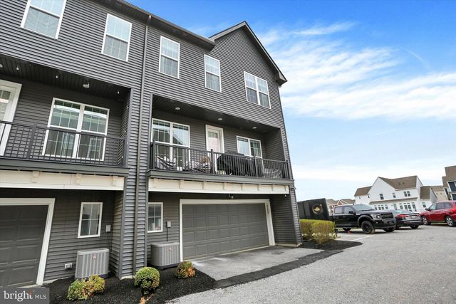 3145 GROVE CT, Mechanicsburg, PA 17055