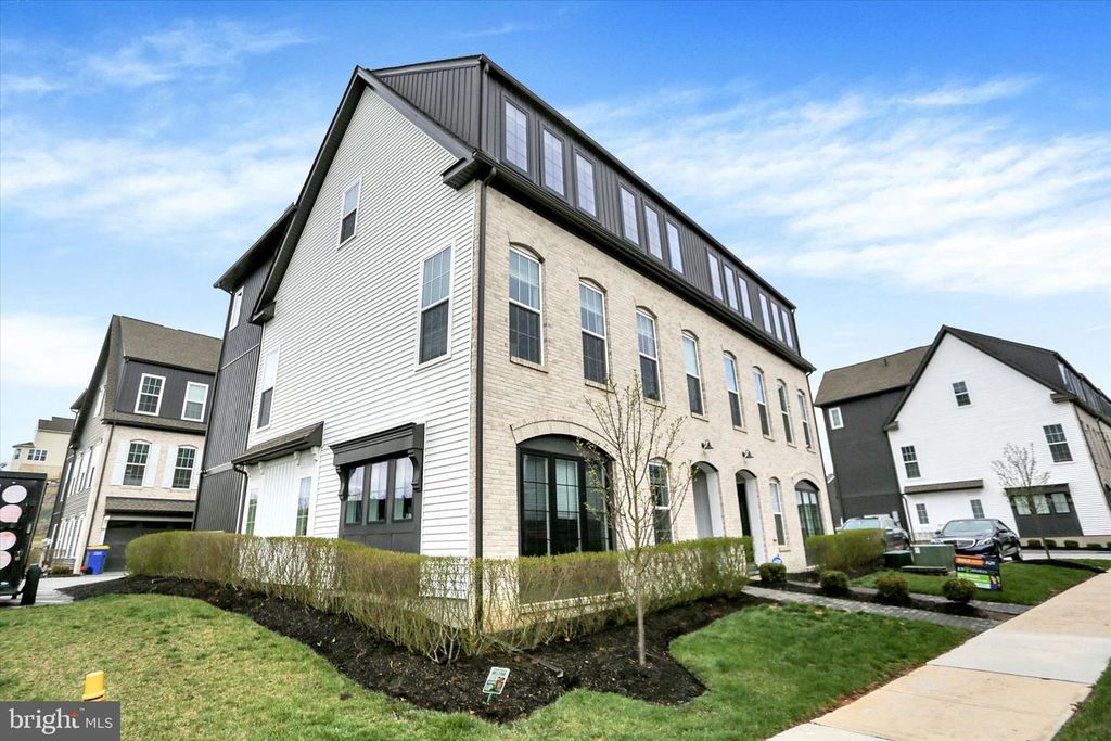 3145 GROVE CT, Mechanicsburg, PA 17055