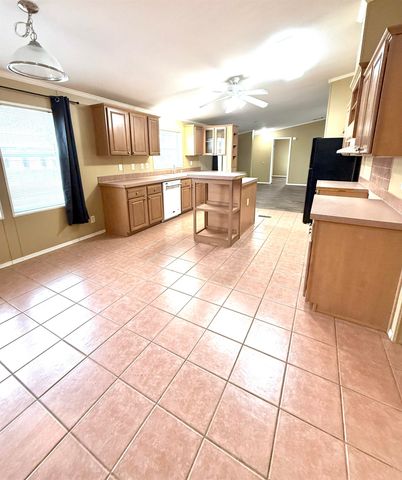 610 Ash, Harper, KS 67058