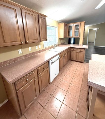 610 Ash, Harper, KS 67058