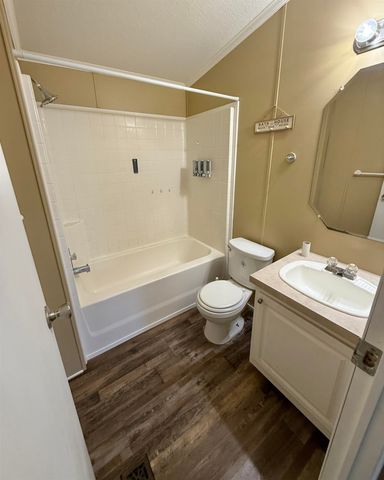 610 Ash, Harper, KS 67058