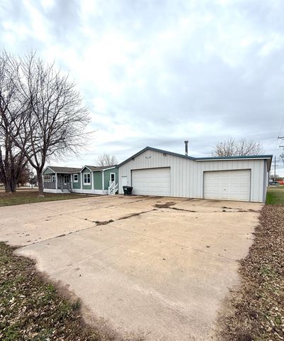 610 Ash, Harper, KS 67058