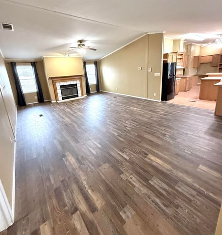 610 Ash, Harper, KS 67058