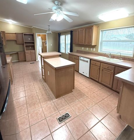 610 Ash, Harper, KS 67058