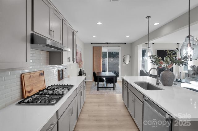 211 Tetcott Street, Mooresville, NC 28115