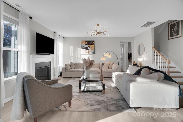 211 Tetcott Street, Mooresville, NC 28115