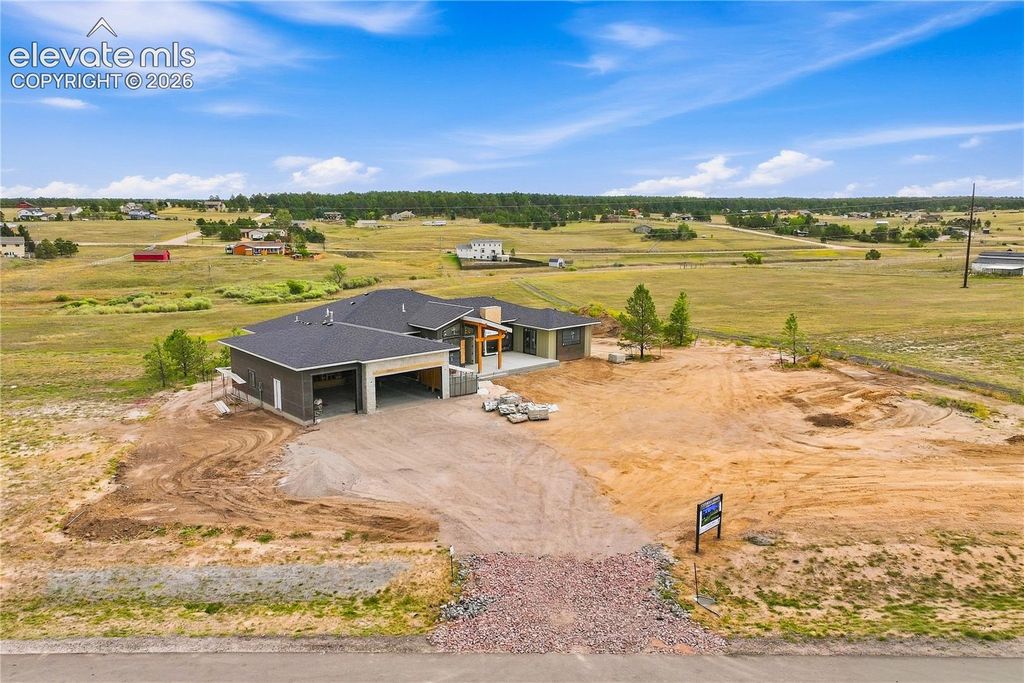 15675 Fox Creek Lane, Colorado Springs, CO 80908 — photo 4