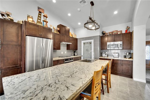 420 North Racetrack Road, Henderson, NV 89015