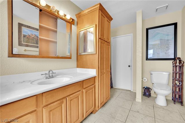 420 North Racetrack Road, Henderson, NV 89015