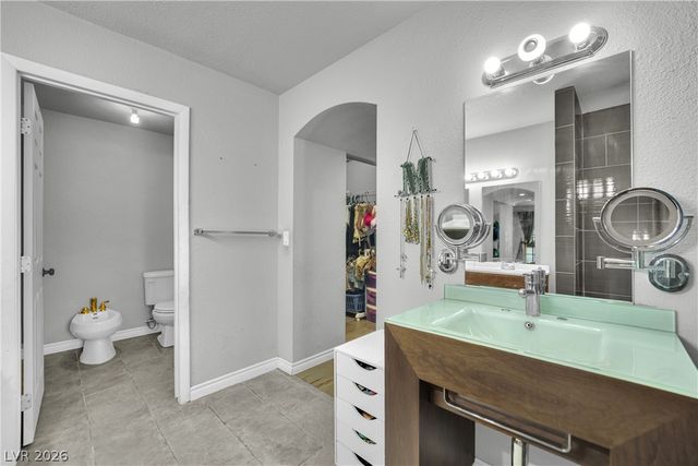 420 North Racetrack Road, Henderson, NV 89015