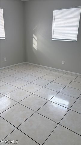 464 Carolina AVE, Fort Myers, FL 33905