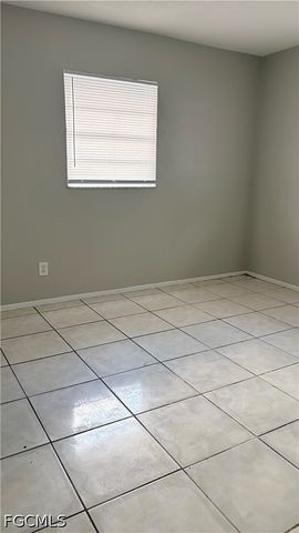 464 Carolina AVE, Fort Myers, FL 33905