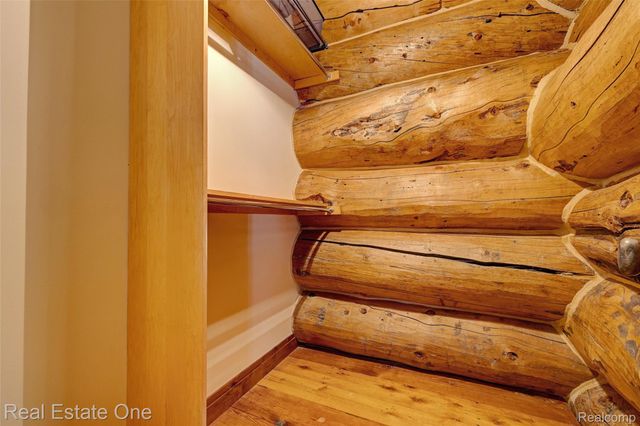 4340 Lahring Road, Holly Township, MI 48442