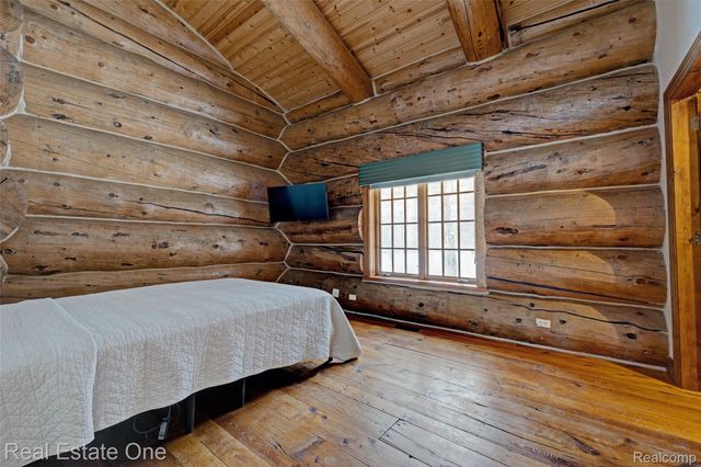 4340 Lahring Road, Holly Township, MI 48442