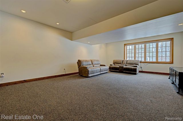 4340 Lahring Road, Holly Township, MI 48442