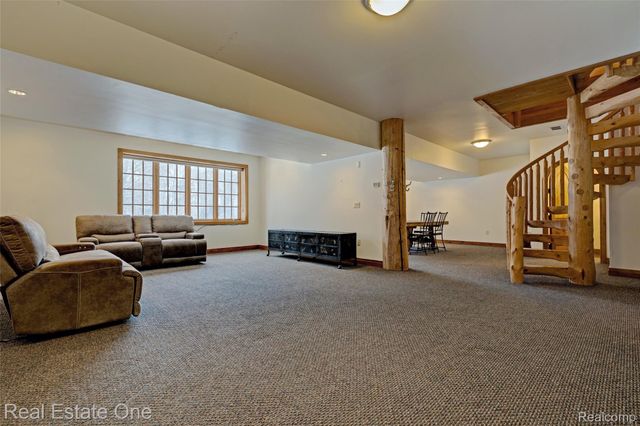 4340 Lahring Road, Holly Township, MI 48442