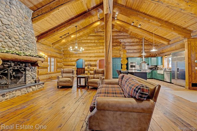 4340 Lahring Road, Holly Township, MI 48442