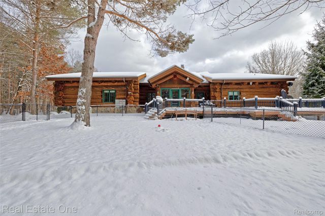 4340 Lahring Road, Holly Township, MI 48442