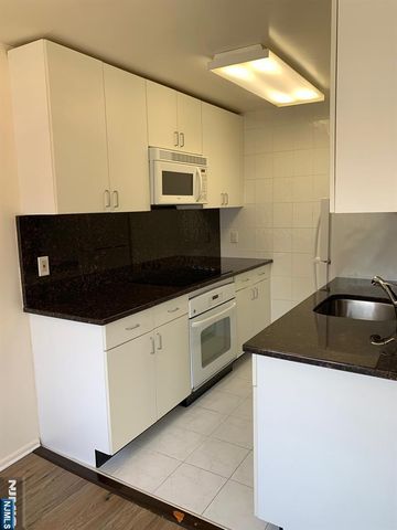 153 Park Avenue 153-C, Park Ridge, NJ 07656