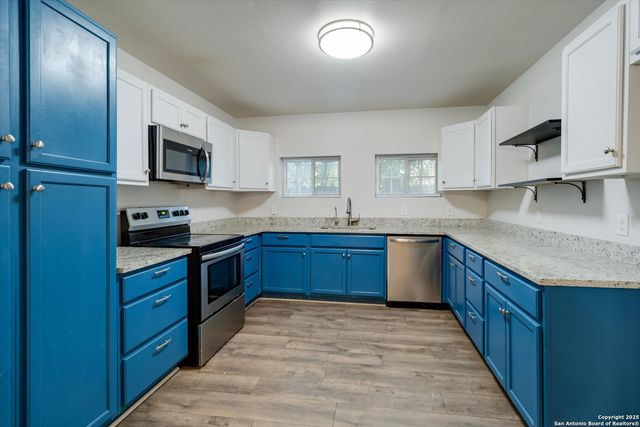 1230 Chalmers, San Antonio, TX 78211