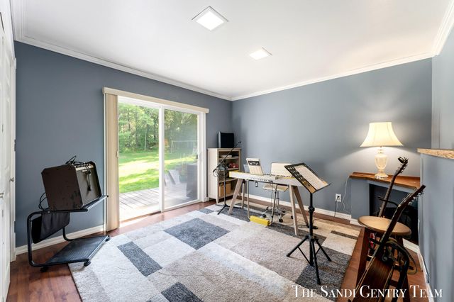 14942 Lakeshore Drive, Grand Haven Twp, MI 49417