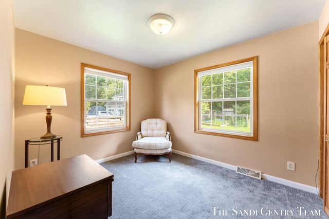 14942 Lakeshore Drive, Grand Haven Twp, MI 49417