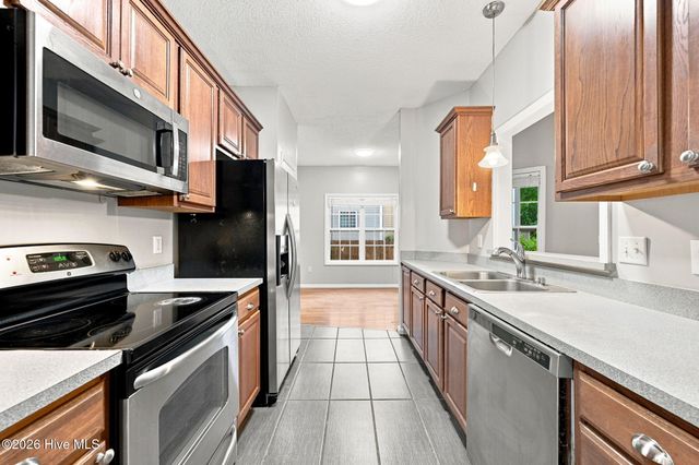 127 Bayshore Drive, Sneads Ferry, NC 28460